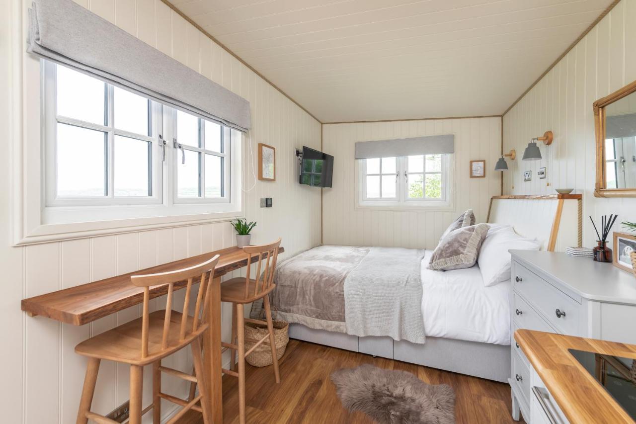 Secluded Lodge With Spectacular Views And Hot Tub! Bath Zewnętrze zdjęcie